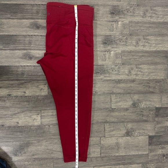 Athleta Altitude Tight in Polartec Power Stretch Red SZ 3X - Picture 16 of 16